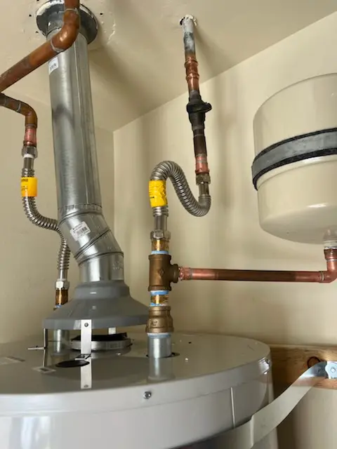 Water heater installation and plumbing repair in Kenton